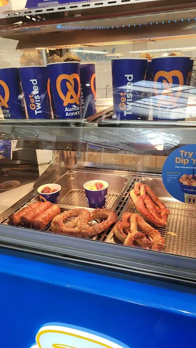 Auntie Anne's Picture 2