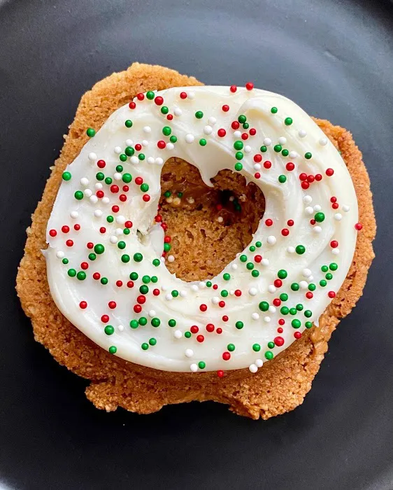 Charley's Donuts Picture 6