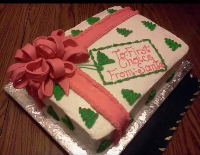 Let Them Eat Cake Picture 6