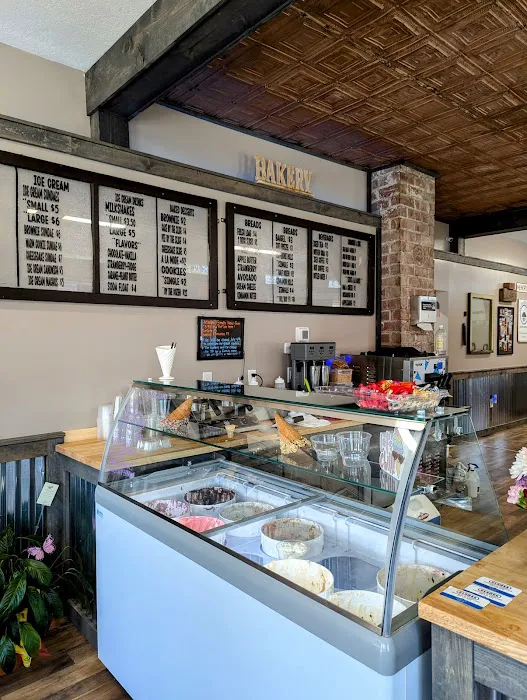 The Clever Cookie & Creamery Picture 6