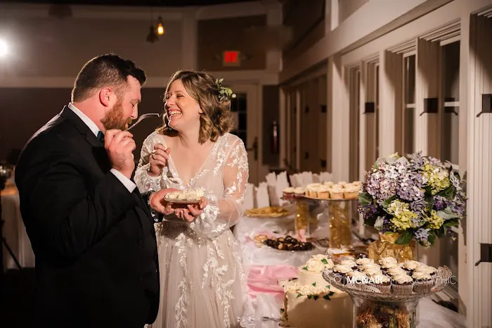 THE CAKE LADY Picture 3
