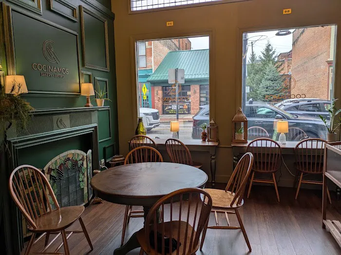 Cocinamos Bakery + Bistro Picture 6