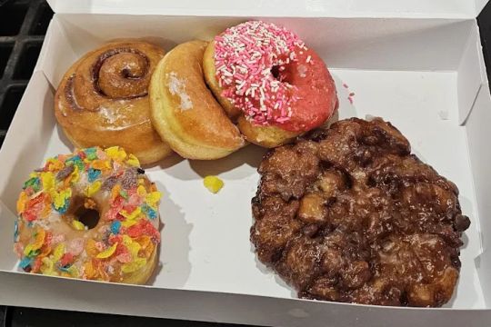 Lake Donuts