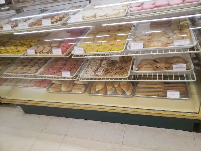 El Aguila Bakery Picture 9
