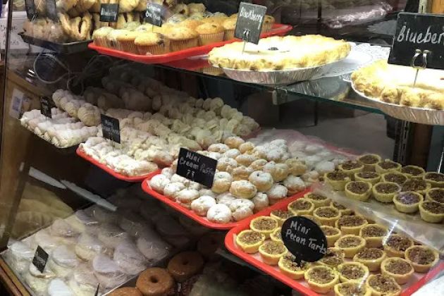 Betty Kaye Bakery