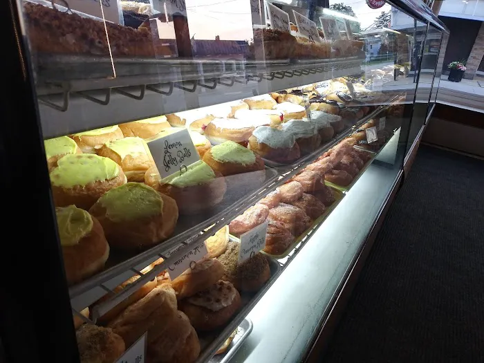 Ideal Bakery Picture 1