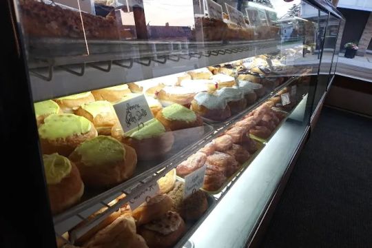 Ideal Bakery