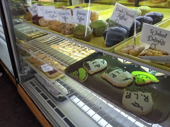 Ideal Bakery Picture 10