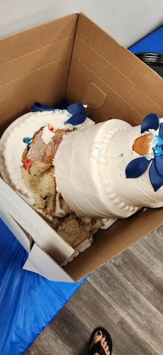 Kendra's Cakes Picture 9