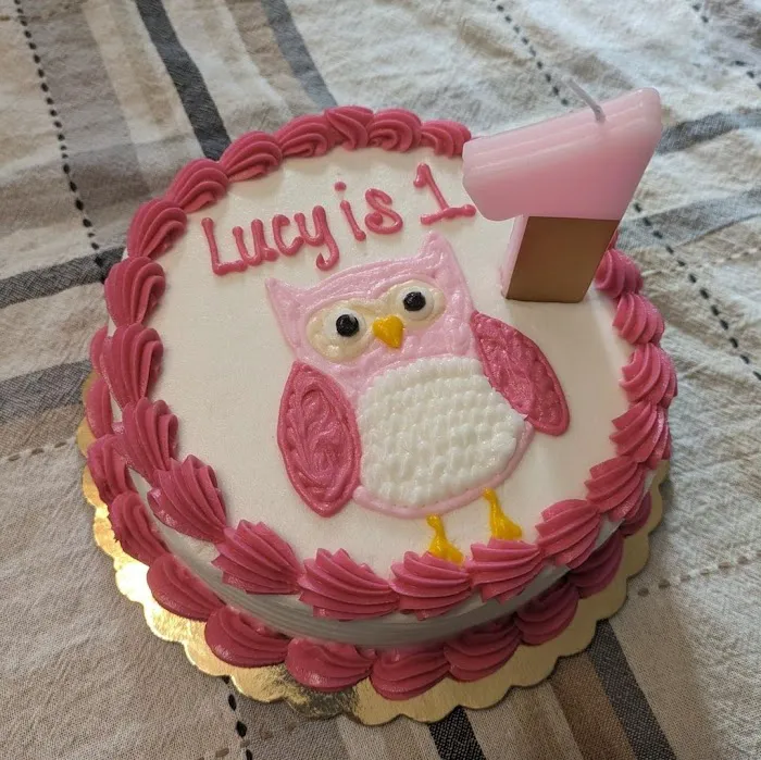 Kendra's Cakes Picture 7