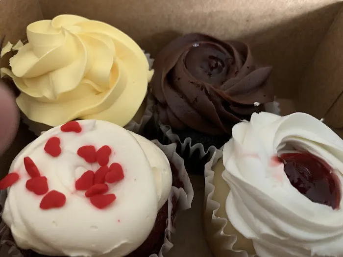 Miss J bakery Picture 8