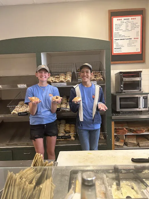 Barry Bagels Perrysburg Picture 4