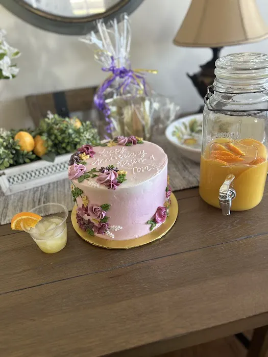 7 Little Cupcakes Picture 2