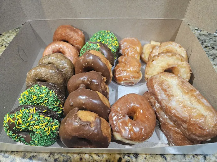 Mama C's Donuts Picture 6