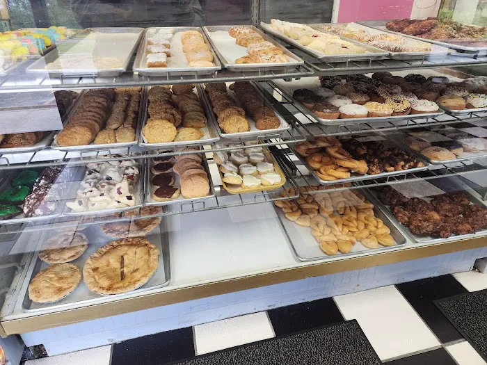Strachn Bakery Picture 9