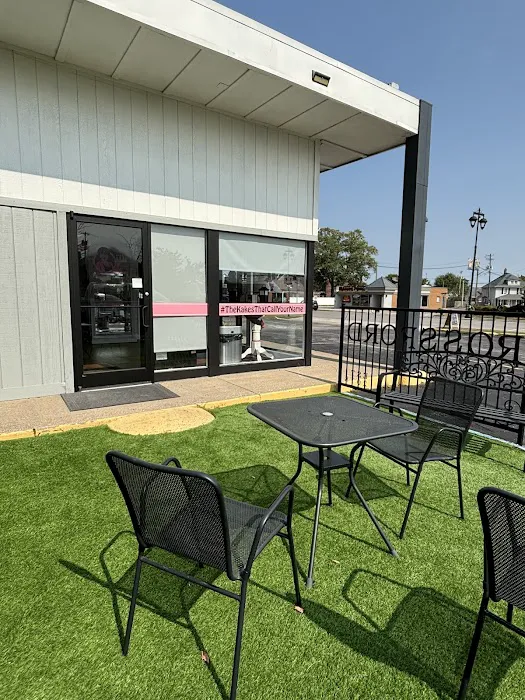 Kim's Kakes LLC Picture 5