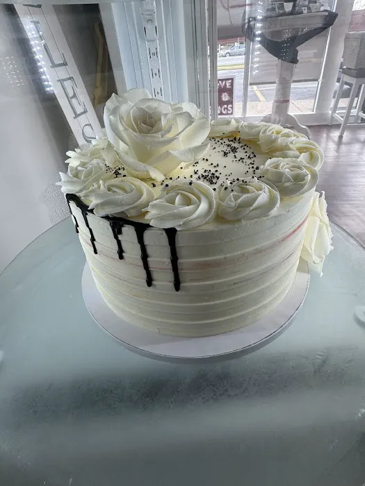 Kim's Kakes LLC Picture 2
