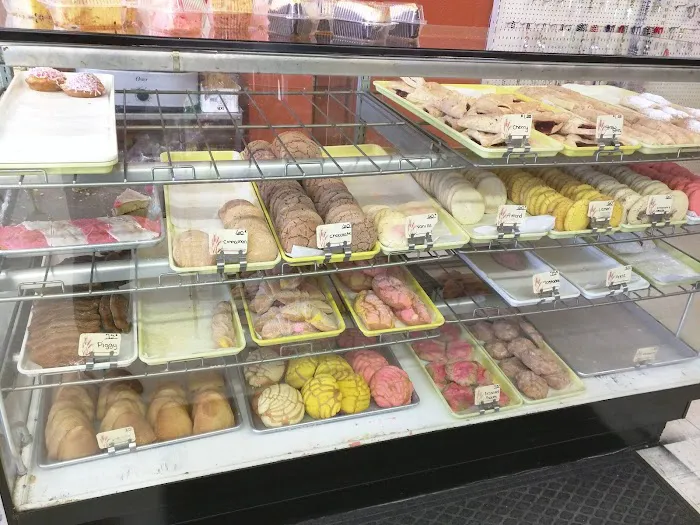 La Paloma Pastries Picture 2