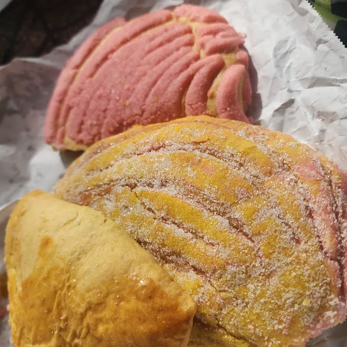La Paloma Pastries Picture 8