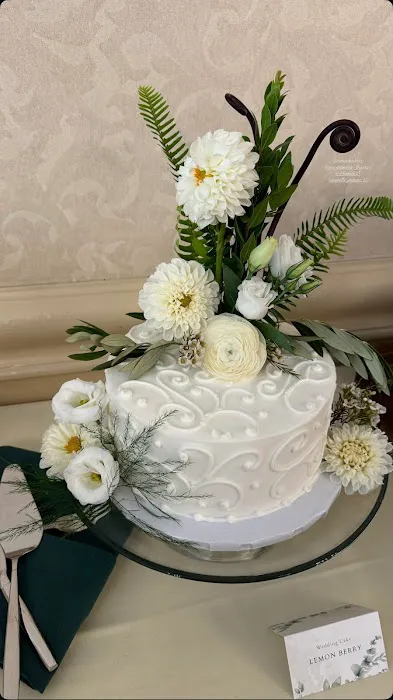 Eston's Bakery Picture 4