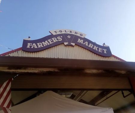 All Crumbs Bakery @ Toledo Farmers' Market