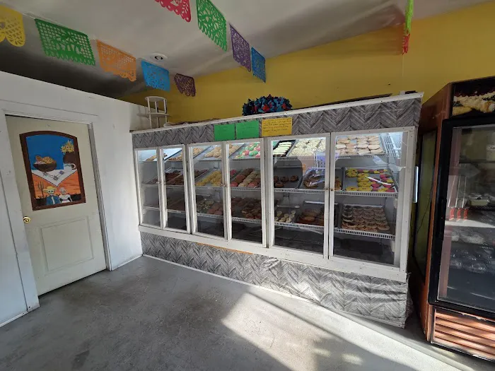 Teleras bakery Picture 3