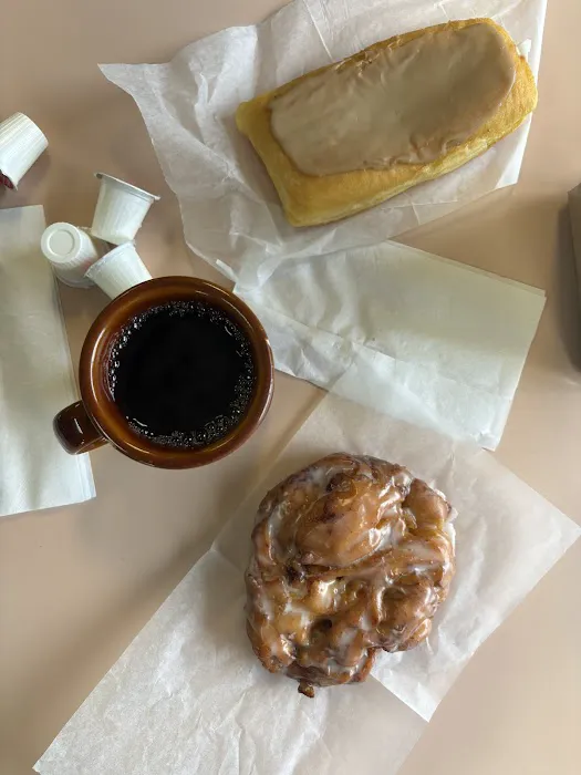 Don's Donut Shoppe Picture 3