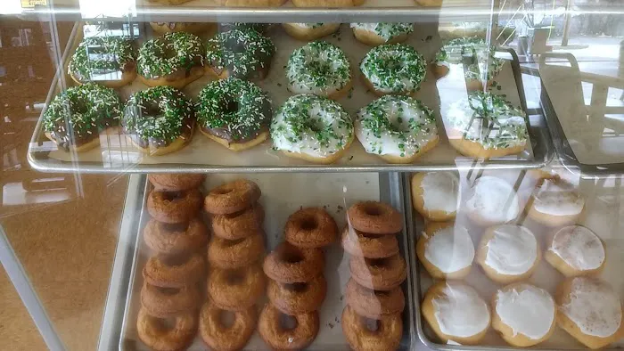 Don's Donut Shoppe Picture 5