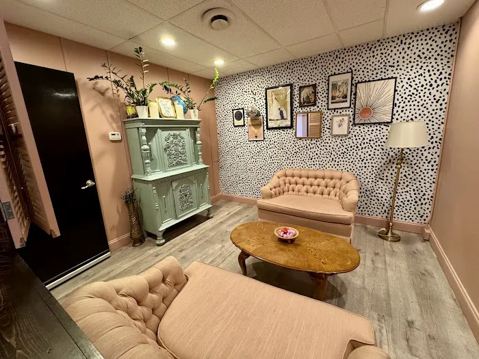 Dollop Shop Picture 7
