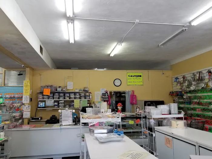 Cake Arts Bakery and Supplies Picture 3