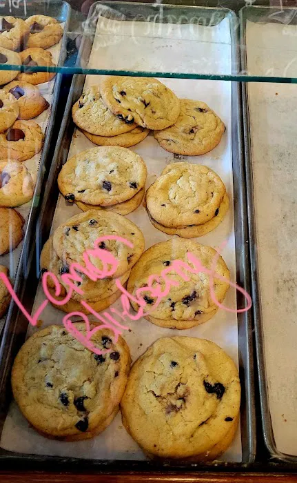 Main Street Sweets Picture 1