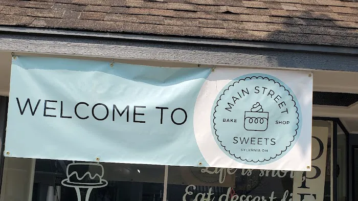Main Street Sweets Picture 8