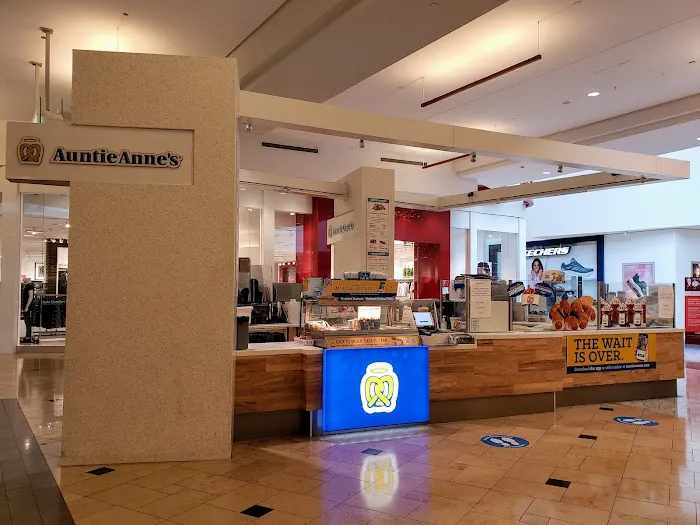 Auntie Anne's Picture 5