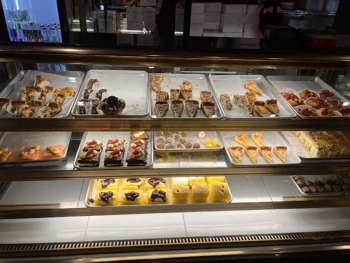 Rock City Cake Company Picture 10
