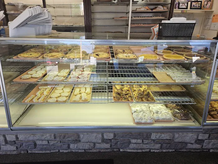 Spring Hill Pastry Picture 2