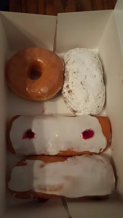 St. Louis Hills Donut Shop Picture 2