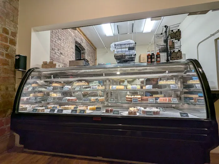Hank's Cheesecakes on the Hill Picture 5