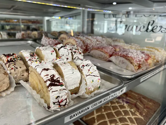 Diana's Bakery Picture 9
