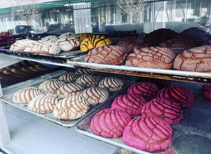 Lilly's Panaderia Picture 3
