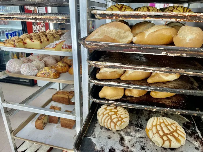 Lilly's Panaderia Picture 10