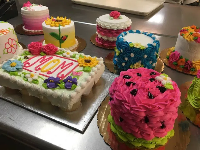 McArthur's Party Cakes Picture 4