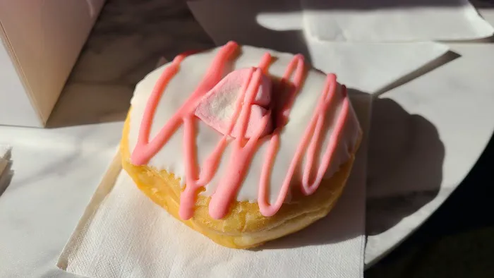 Ruby donut Picture 9