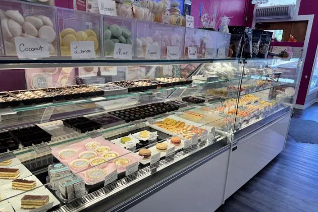 Le Macaron French Pastries of Saint Louis