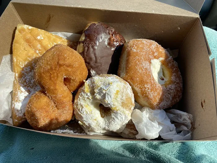 World's Fair Donuts Picture 3