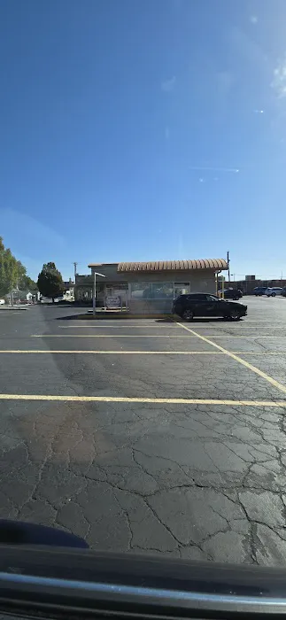 Donut Drive-Up Picture 8