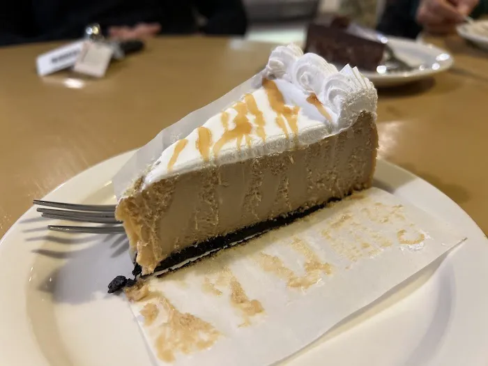 Hank's Cheesecakes Picture 1