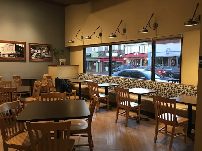 McArthur's Bakery (The Pioneer Cafe) Picture 2