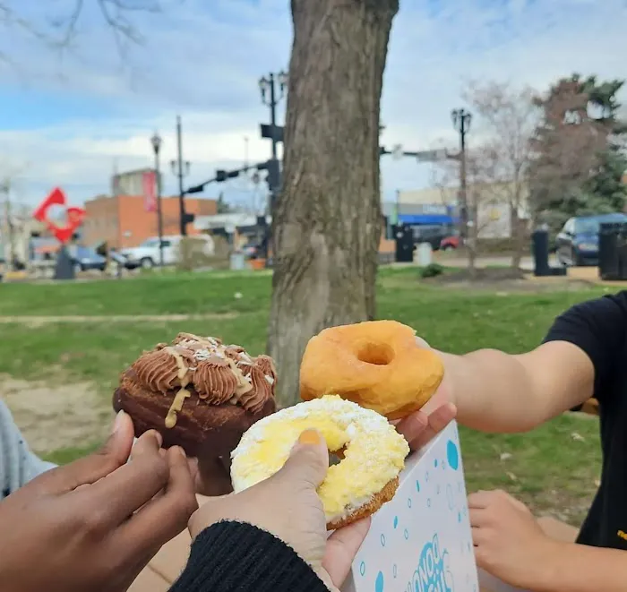 Strange Donuts Picture 7