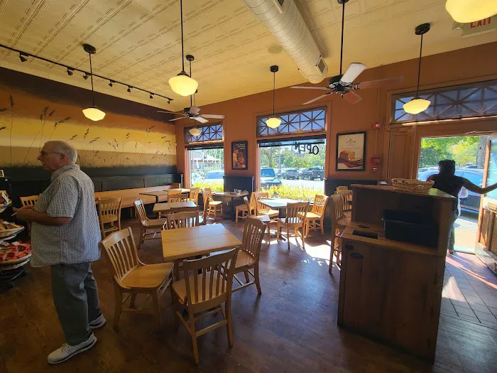 Great Harvest Bread Co. Kirkwood Picture 2
