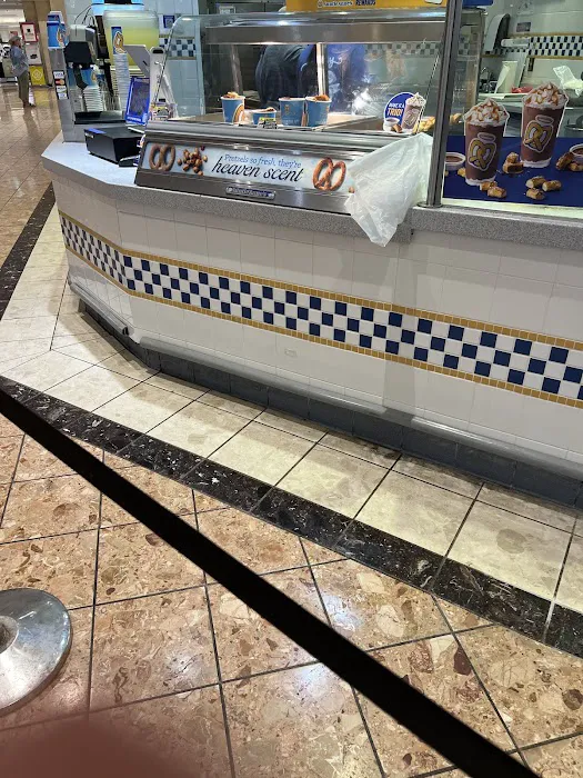 Auntie Anne's Picture 3